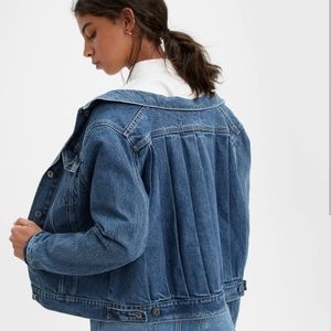 Levi's Made and Crafted Off‎ the Shoulder Denim Trucker Jacket